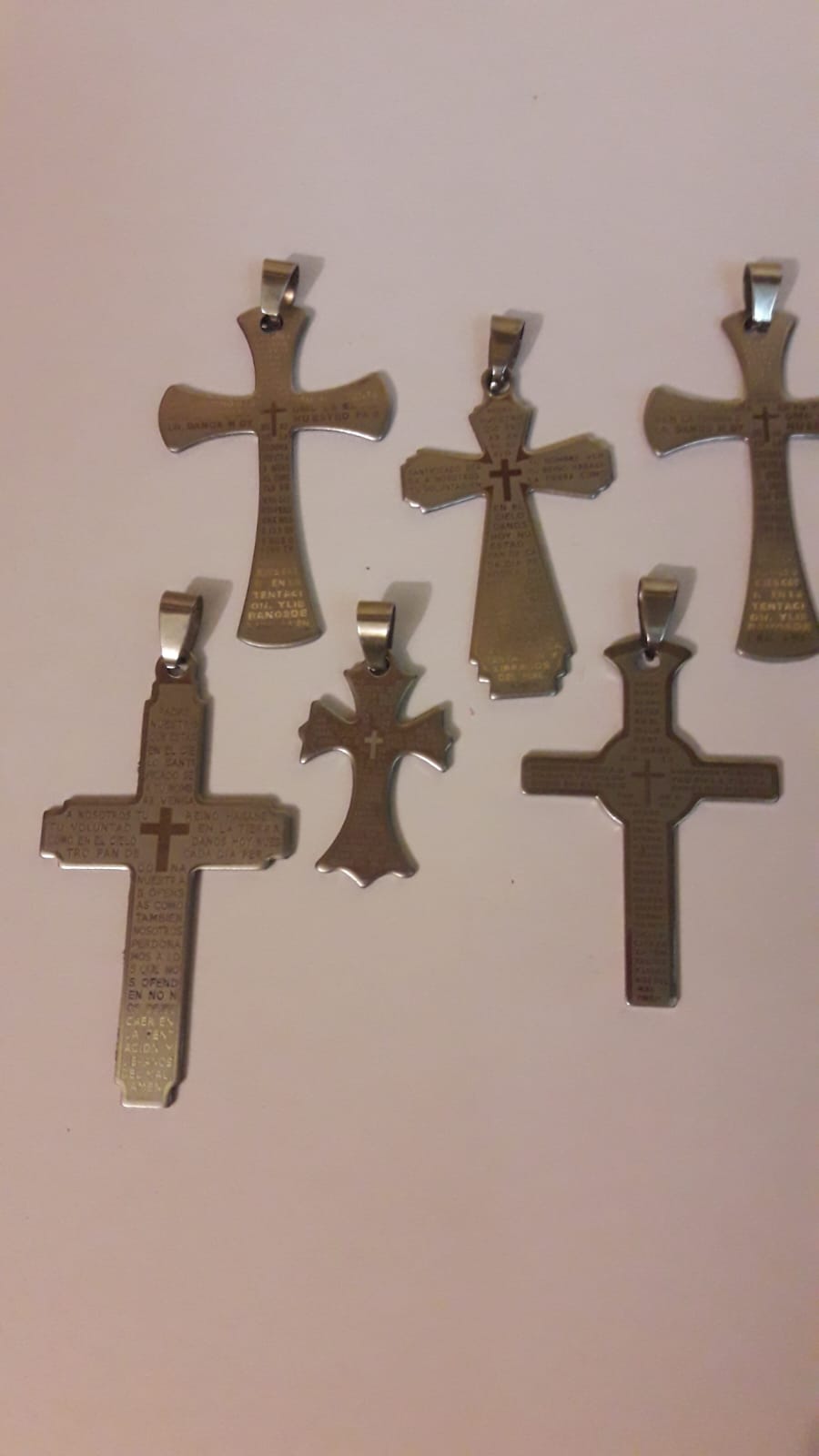 Cruces colgantes